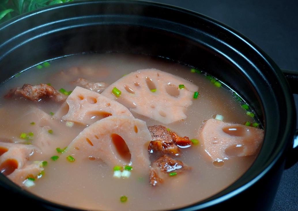 蓮藕黨參玉竹排骨湯